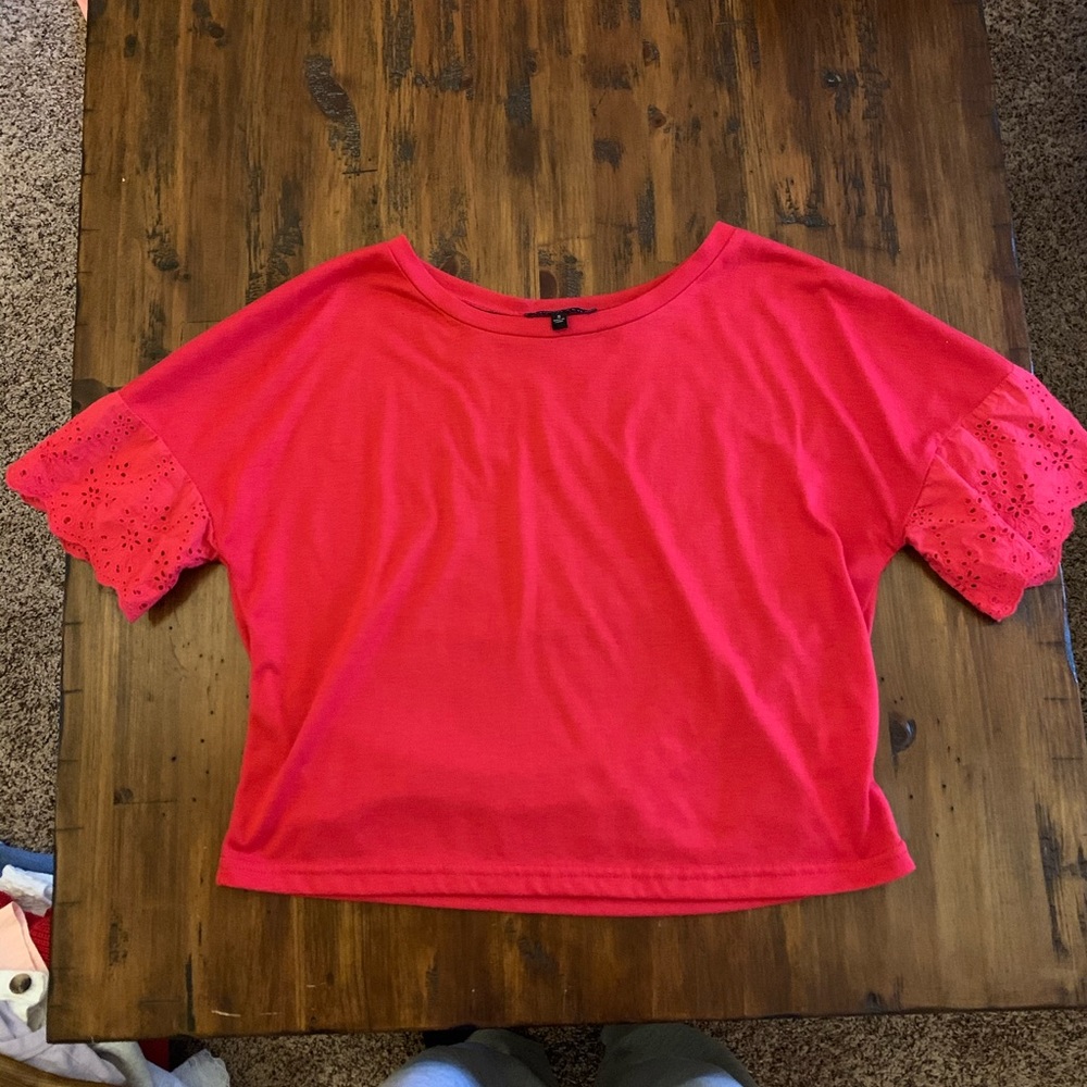 Red t shirt